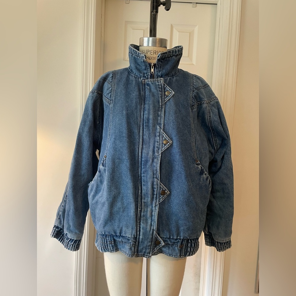 Vintage shearling lined jean jacket with zig zag snap detail